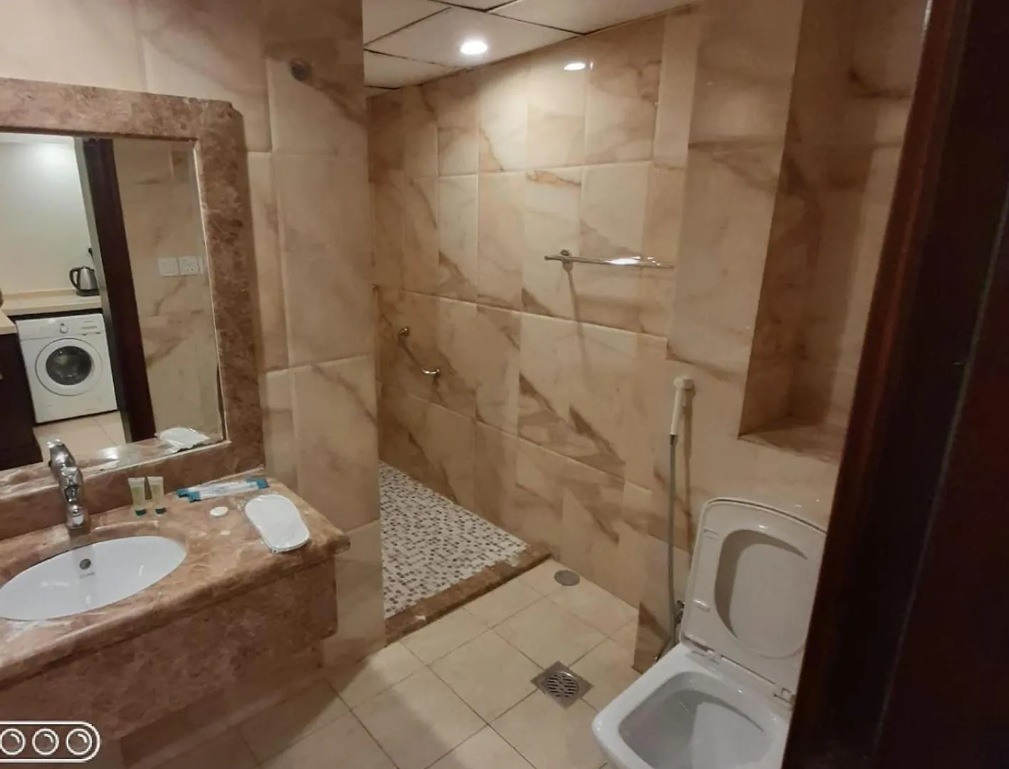 Aparthotel أحلى الأيام للوحدات الفندقية Jeddah